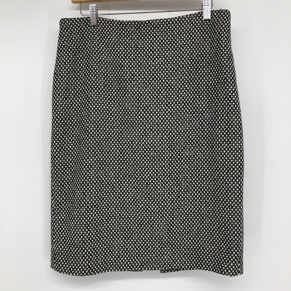 Lord & Taylor Black + white geometric print acrylic knit pencil skirt size 6 - Picture 13 of 13